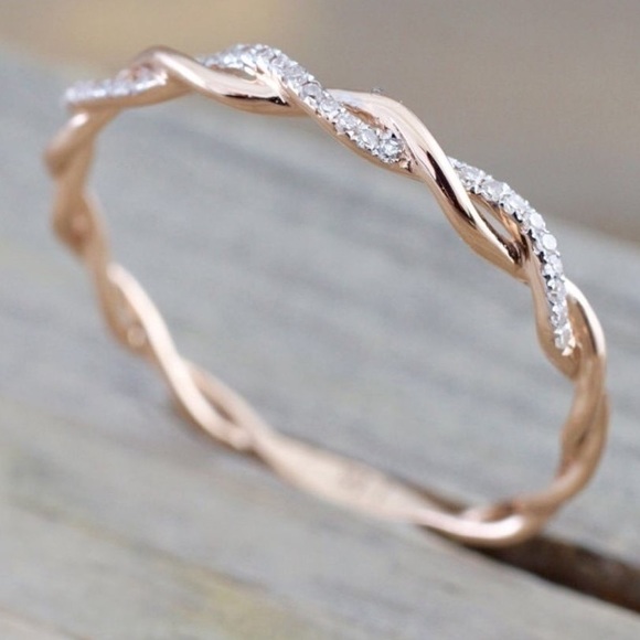 Rose Gold Diamond Twisted Eternity Band Ring - Picture 6 of 8